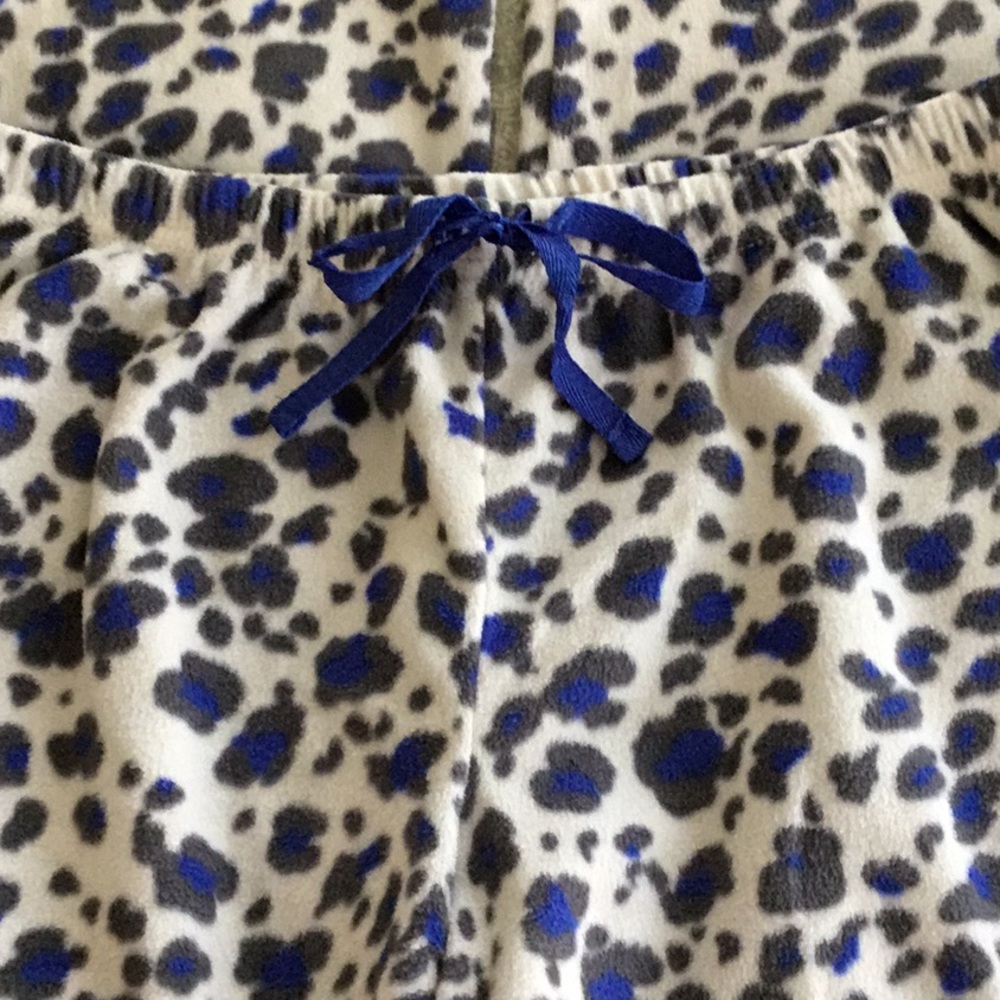 Fleece lounging pants